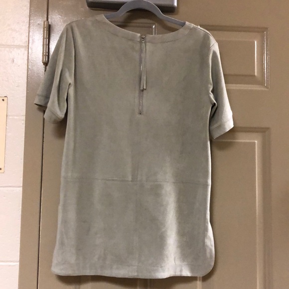 Gray suede top - Picture 2 of 5